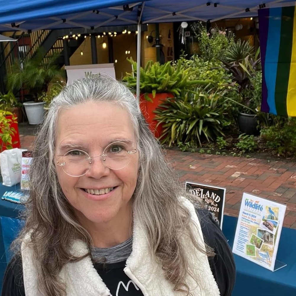 Meet your Posher, Joy